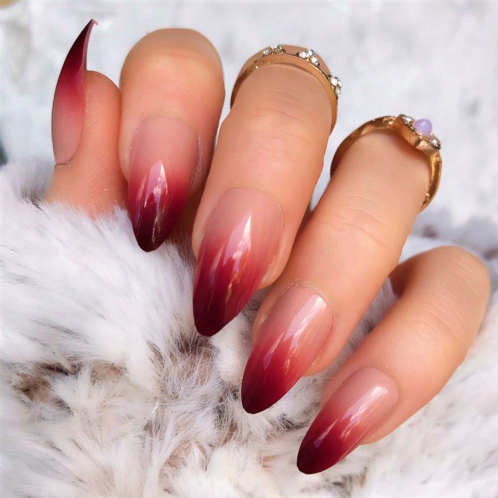 Nail Ombre Màu Đỏ Phối Vàng