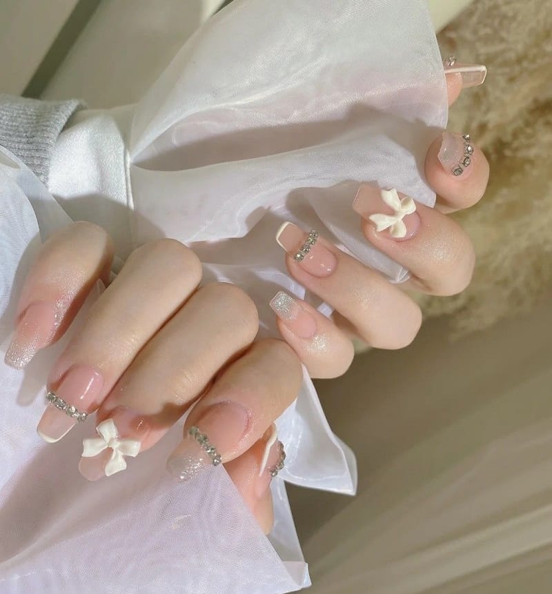 Top 50+ mẫu nail cô dâu thanh lịch giúp nàng nổi bật 57 Nail Cô Dâu Đính Nơ