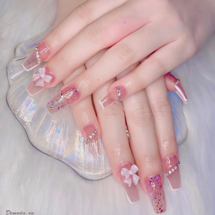 Top 50+ mẫu nail cô dâu thanh lịch giúp nàng nổi bật 37 Nail Cô Dâu Màu Hồng