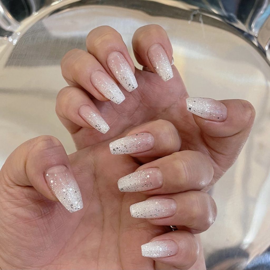 Top 50+ mẫu nail cô dâu thanh lịch giúp nàng nổi bật 60 Nail Cô Dâu Ombre