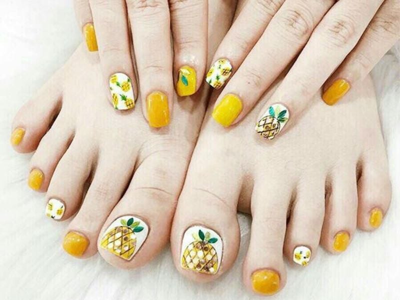 55+ Mẫu móng chân đơn giản và tôn da được ưa chuộng nhất 2025 46 Mẫu Nail Chân Cho Mùa Hè