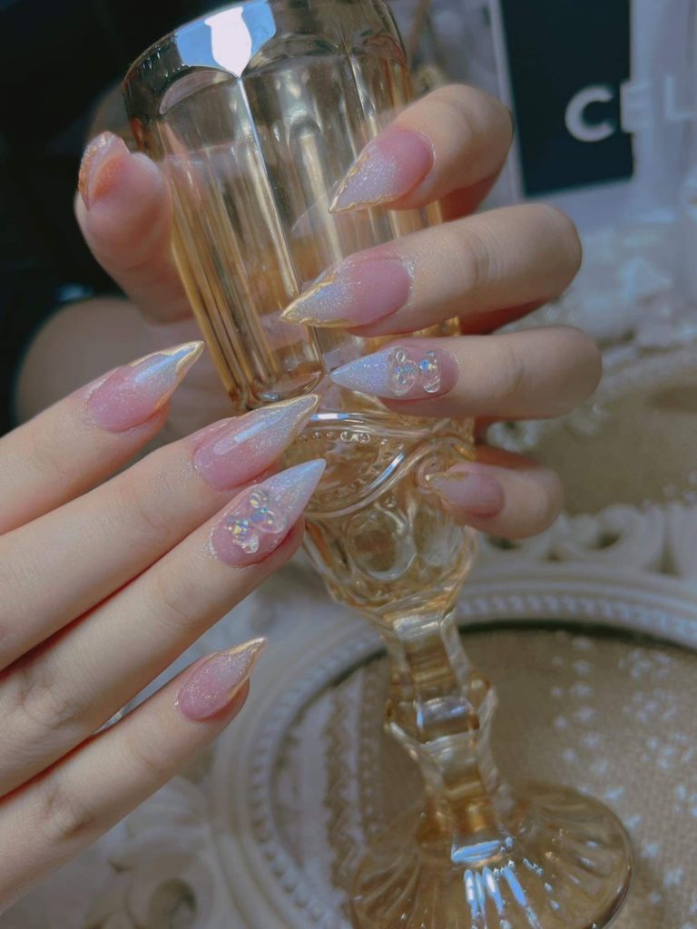 Mẫu Nail Đắp Bột Sang Trọng, Quý Phái