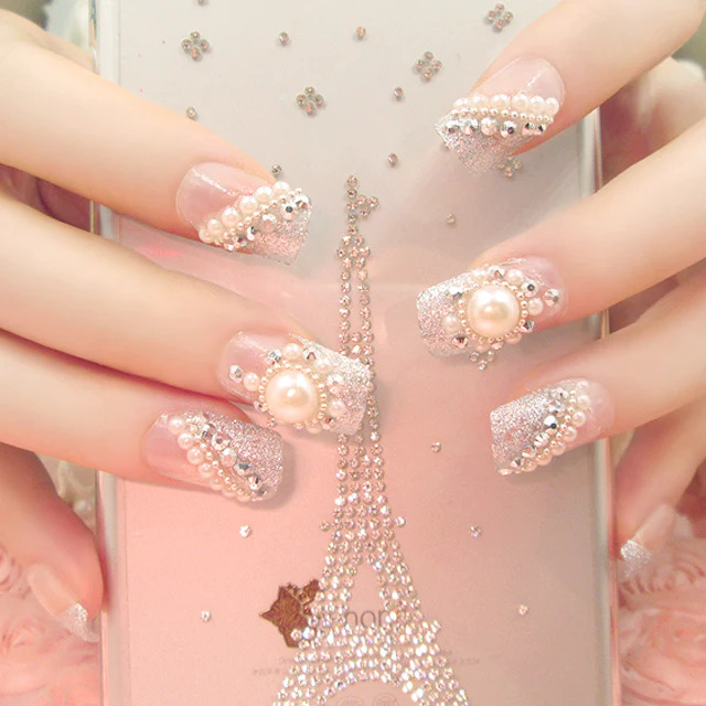 85+ Mẫu nail kim tuyến đẹp lấp lánh siêu xinh cho các nàng 30 Nail Kim Tuyến Đính Hoa, Ngọc Trai
